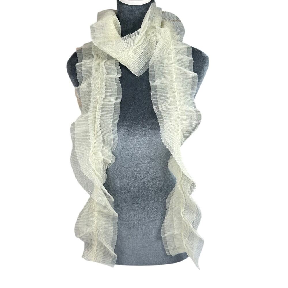 Vtg Cream Thin Neck Scarf- Crinkled Ruffle Texture- Minimalist 40x4.5" preowned